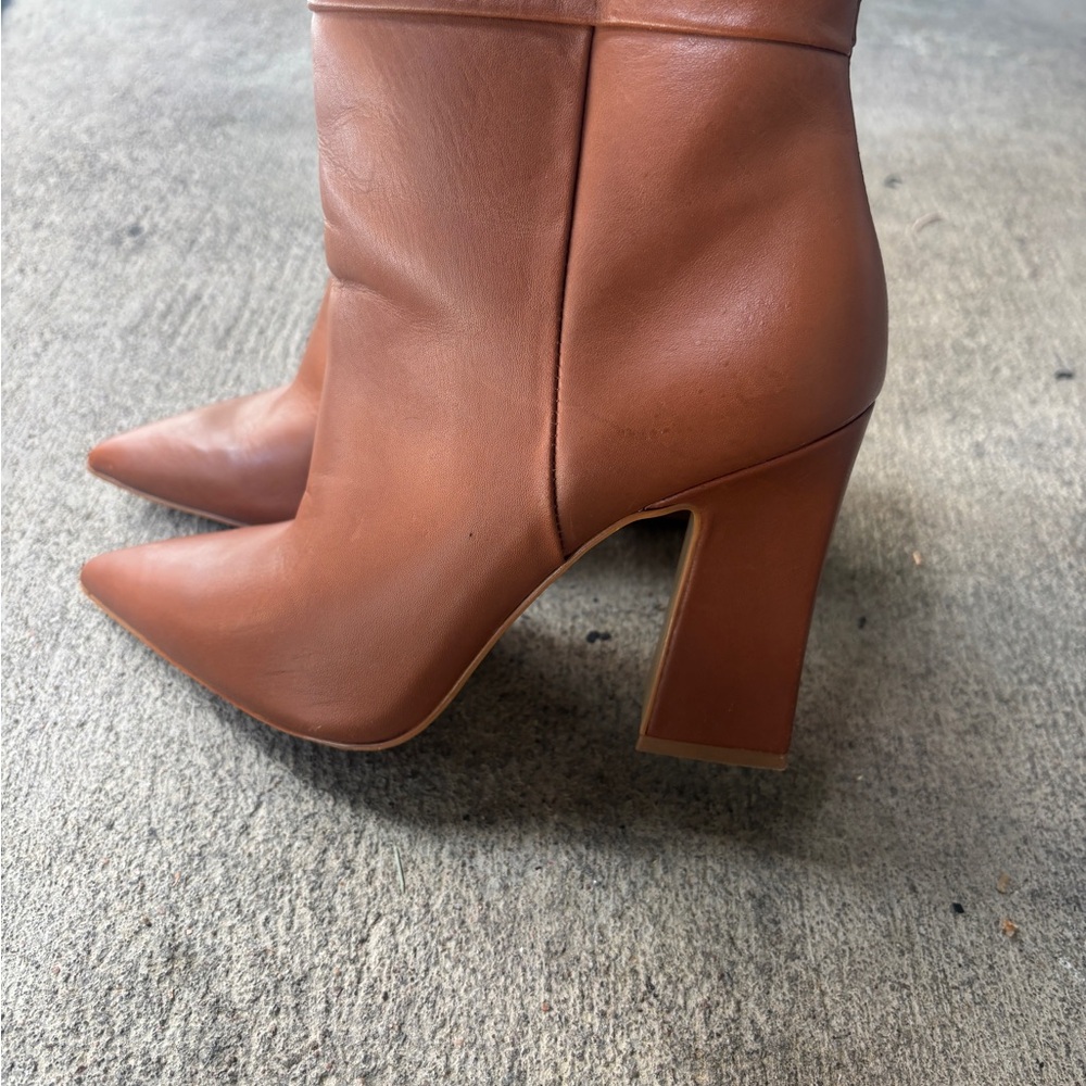 Steve Madden Tan Heeled Boots with Block Heel